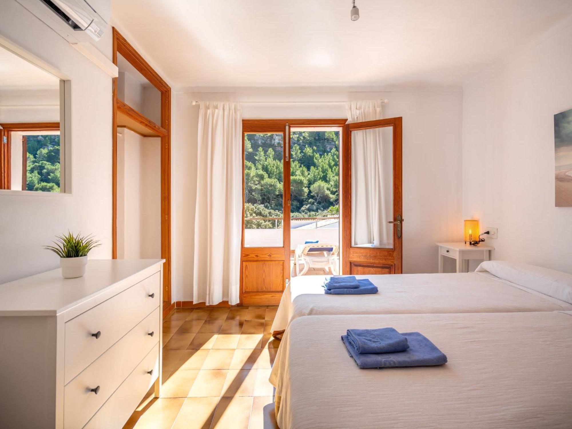 Apartment Clara R - Csv176 By Interhome Cala de Sant Vicenc Екстериор снимка