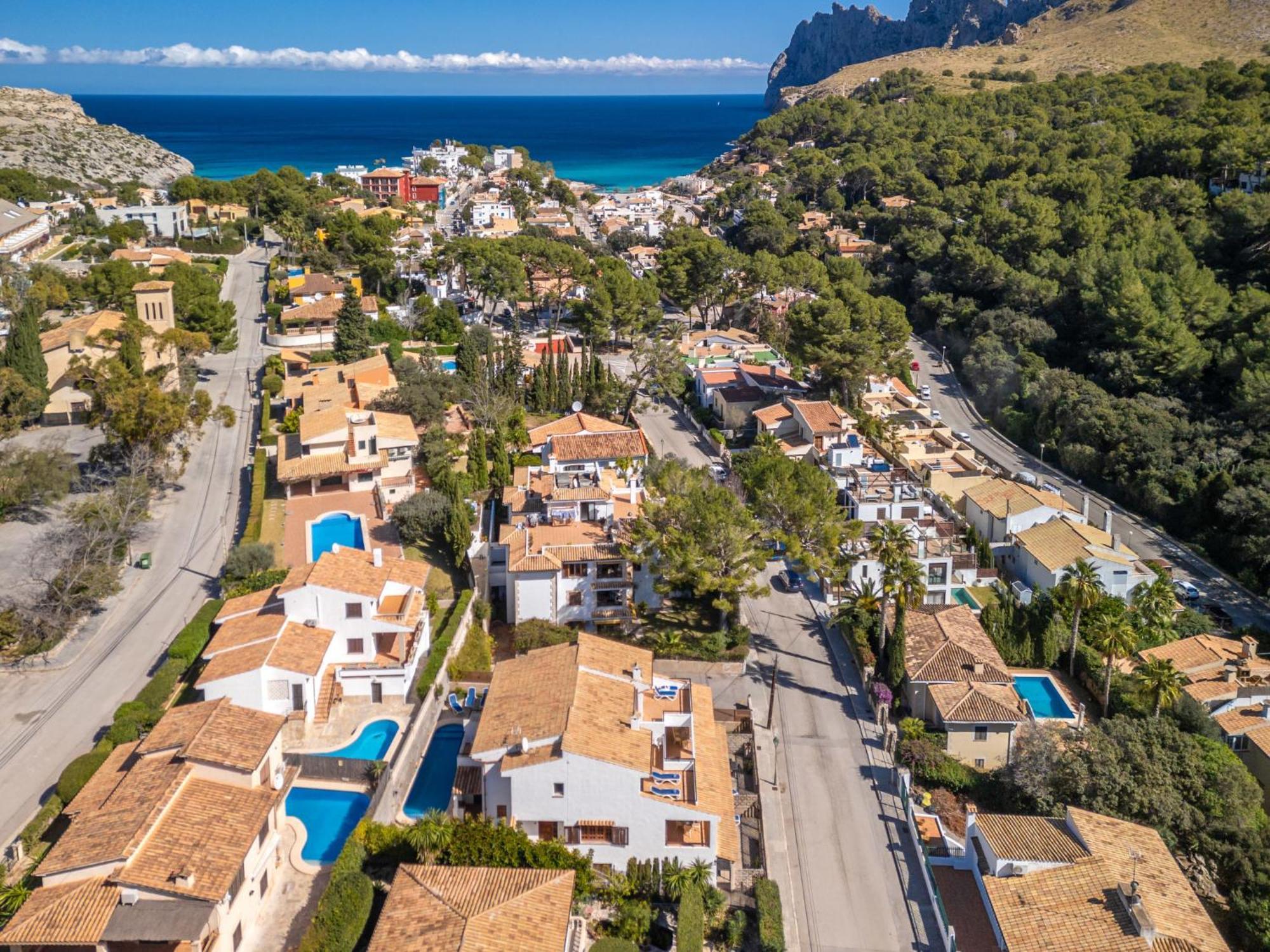 Apartment Clara R - Csv176 By Interhome Cala de Sant Vicenc Екстериор снимка